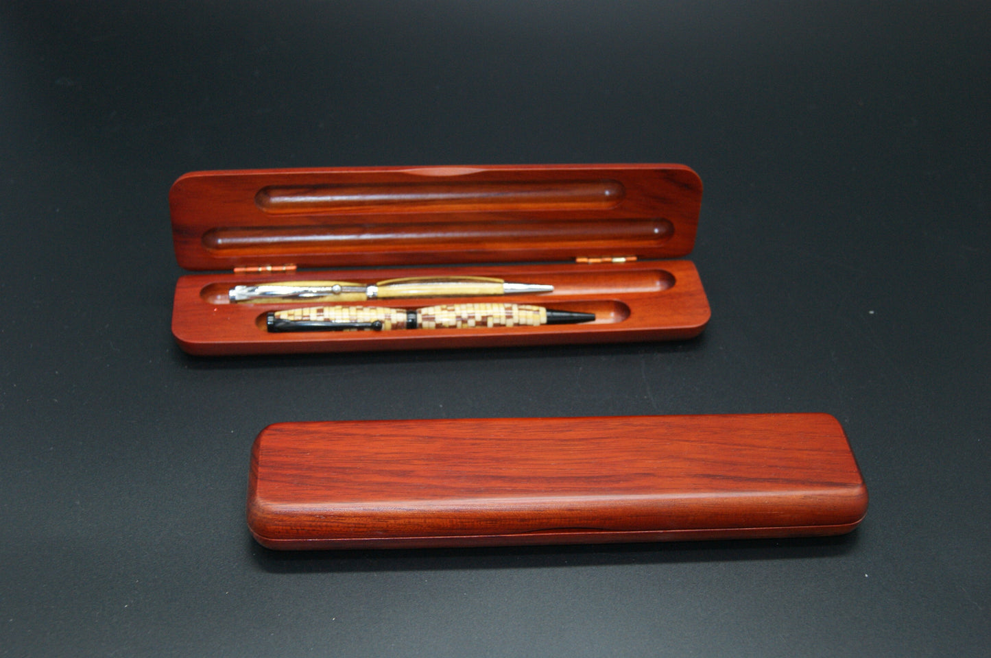 Coffret en bois pour stylo et coupe papier