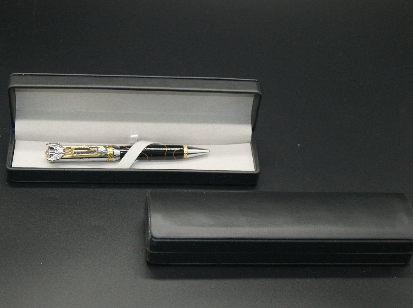 Coffret en similicuir