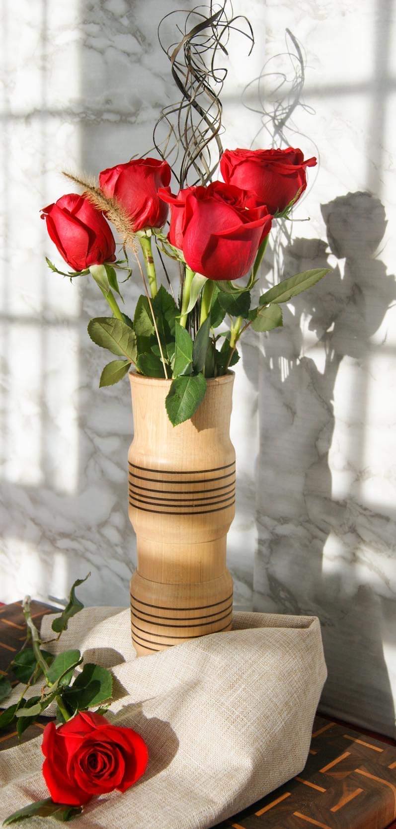 Vase à fleurs en bois en érable hydrofuge